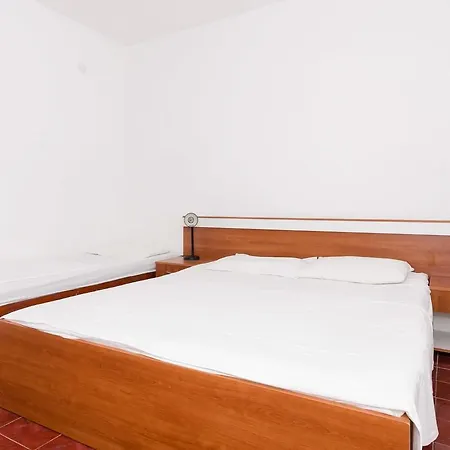 Pjestata 14440f Appartement Ston